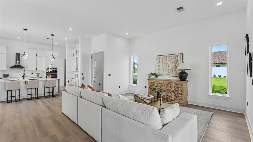 For Sale: $1,049,000 (5 beds, 5 baths, 3527 Square Feet)