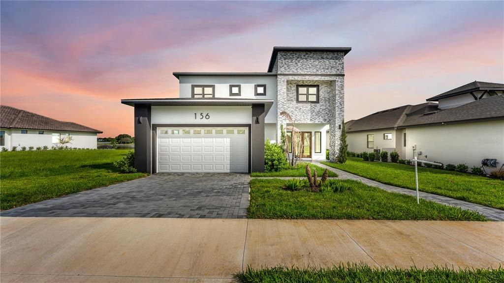For Sale: $1,049,000 (5 beds, 5 baths, 3527 Square Feet)