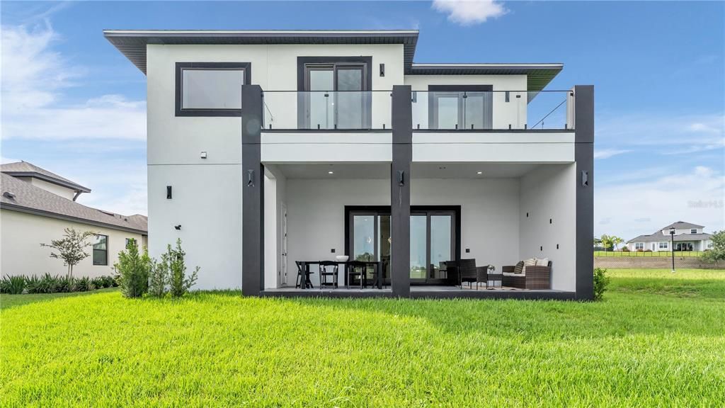 For Sale: $1,049,000 (5 beds, 5 baths, 3527 Square Feet)