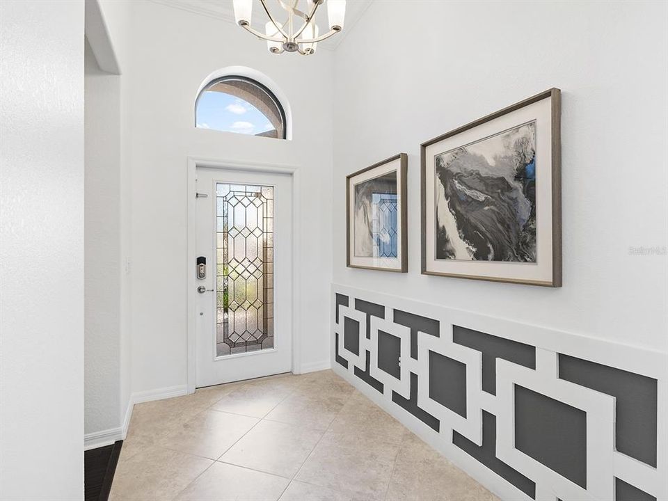 For Sale: $585,000 (3 beds, 3 baths, 2032 Square Feet)