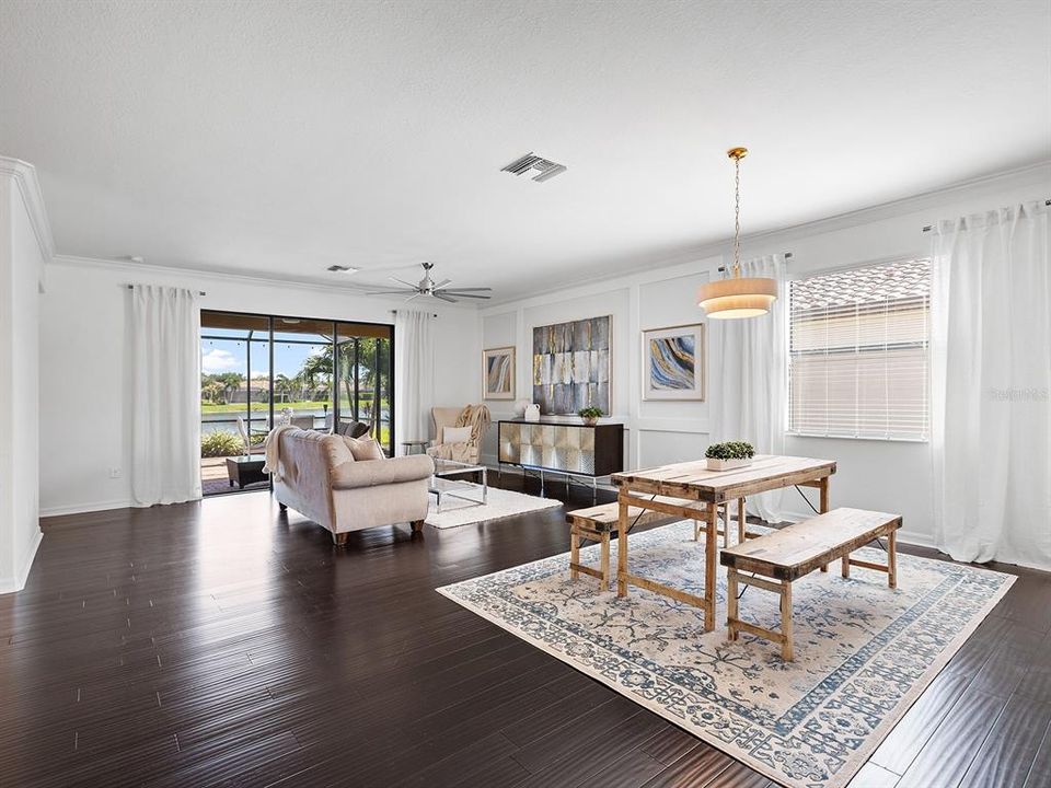 For Sale: $585,000 (3 beds, 3 baths, 2032 Square Feet)