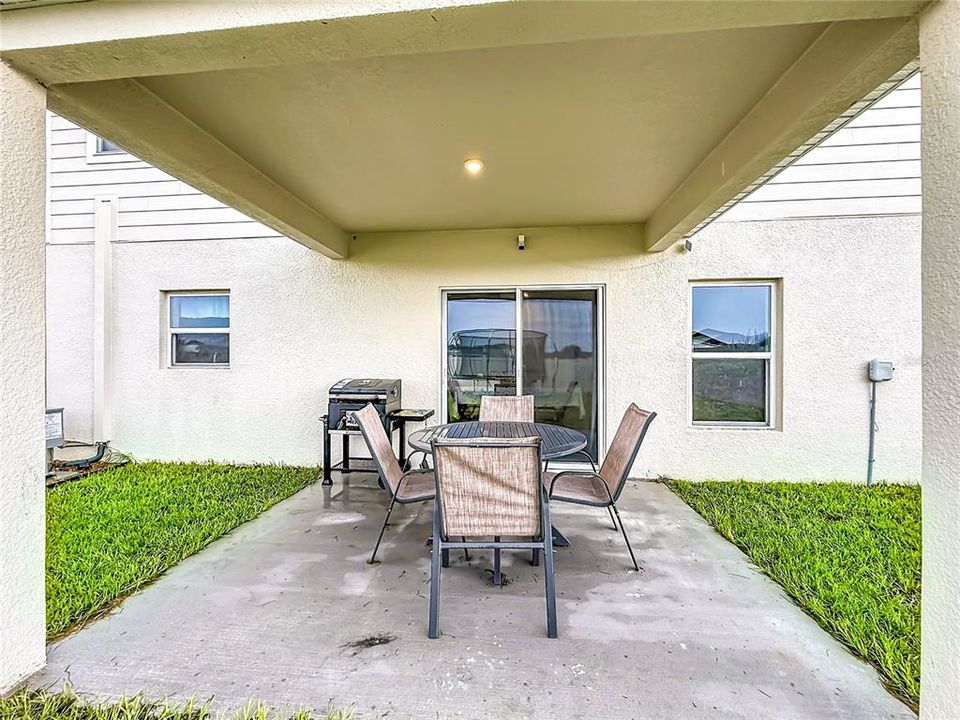 For Sale: $329,900 (4 beds, 2 baths, 2240 Square Feet)
