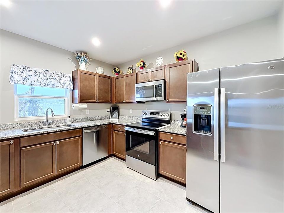 For Sale: $329,900 (4 beds, 2 baths, 2240 Square Feet)