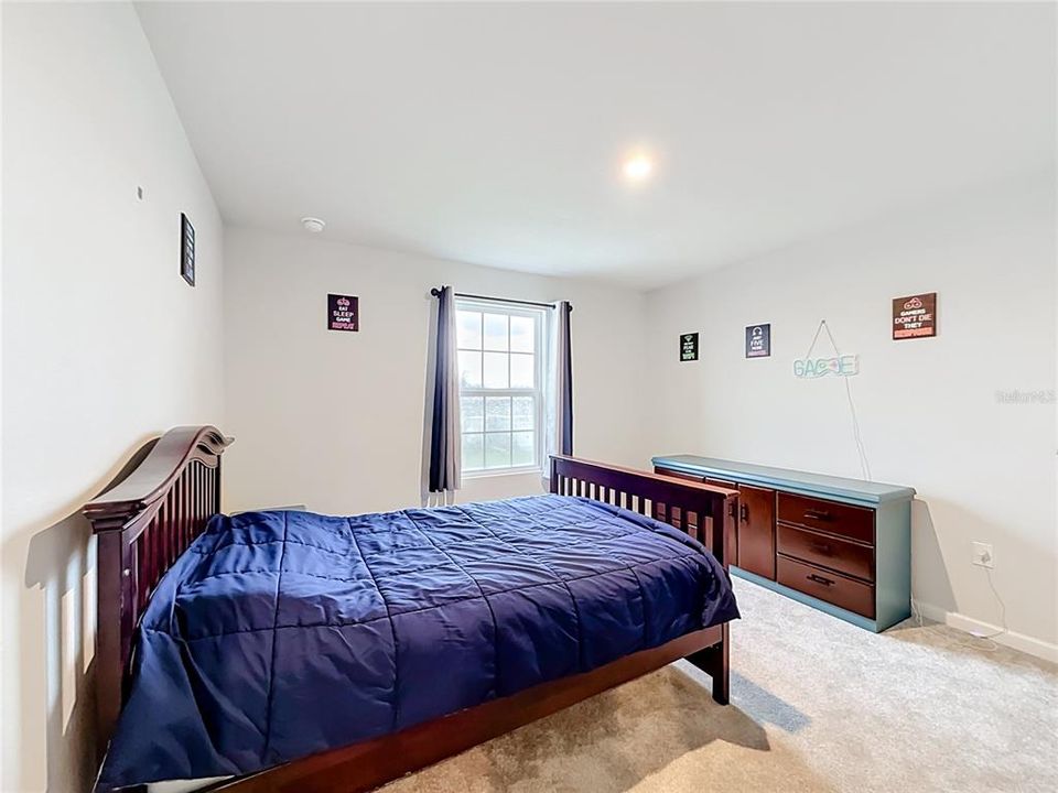 For Sale: $329,900 (4 beds, 2 baths, 2240 Square Feet)