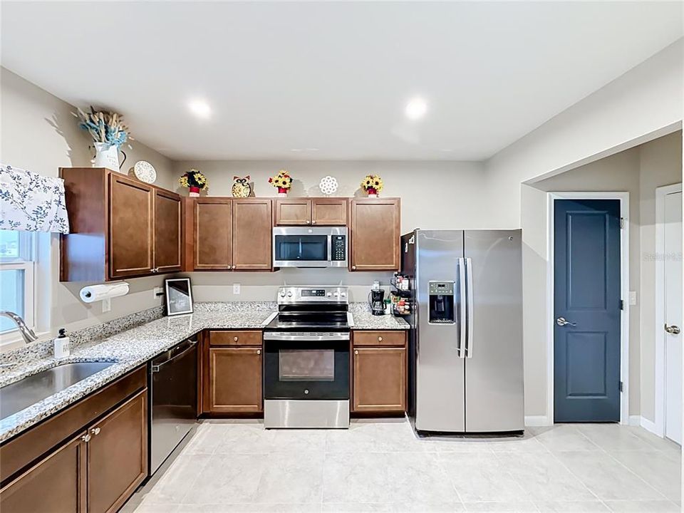 For Sale: $329,900 (4 beds, 2 baths, 2240 Square Feet)