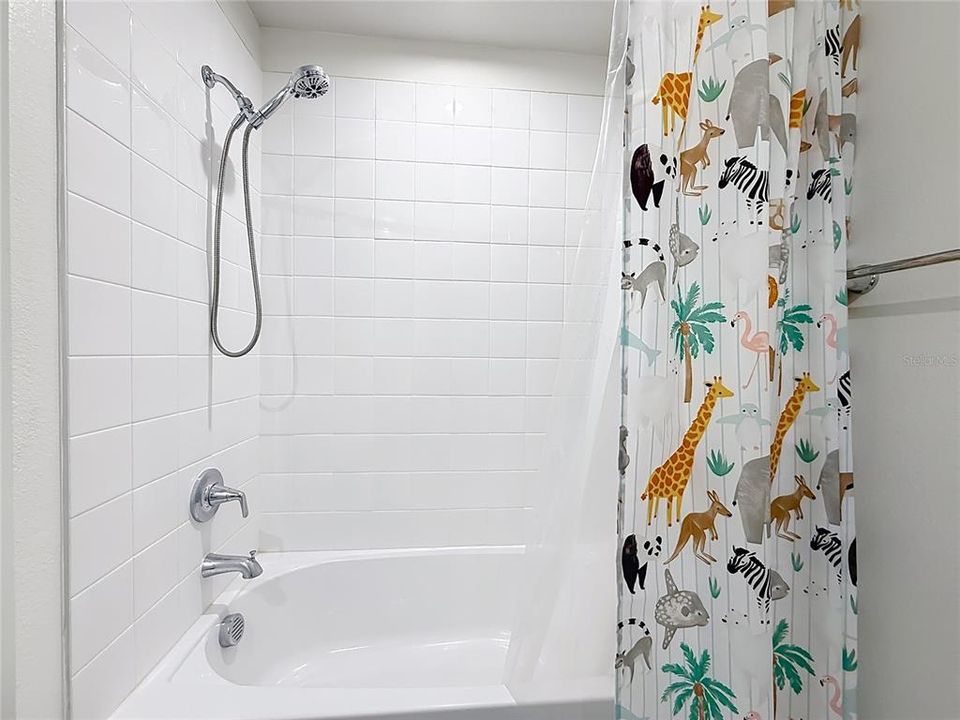 For Sale: $329,900 (4 beds, 2 baths, 2240 Square Feet)