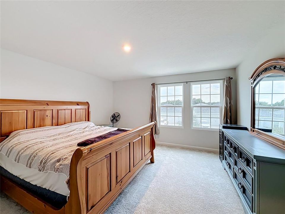 For Sale: $329,900 (4 beds, 2 baths, 2240 Square Feet)