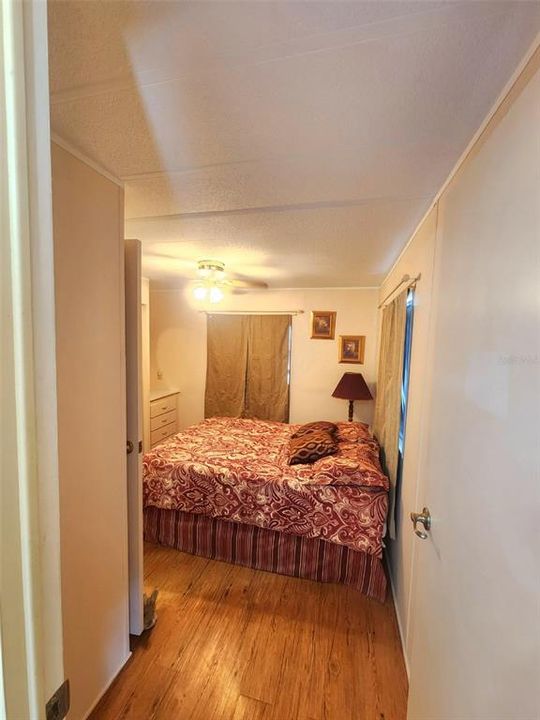 For Sale: $84,000 (2 beds, 1 baths, 672 Square Feet)