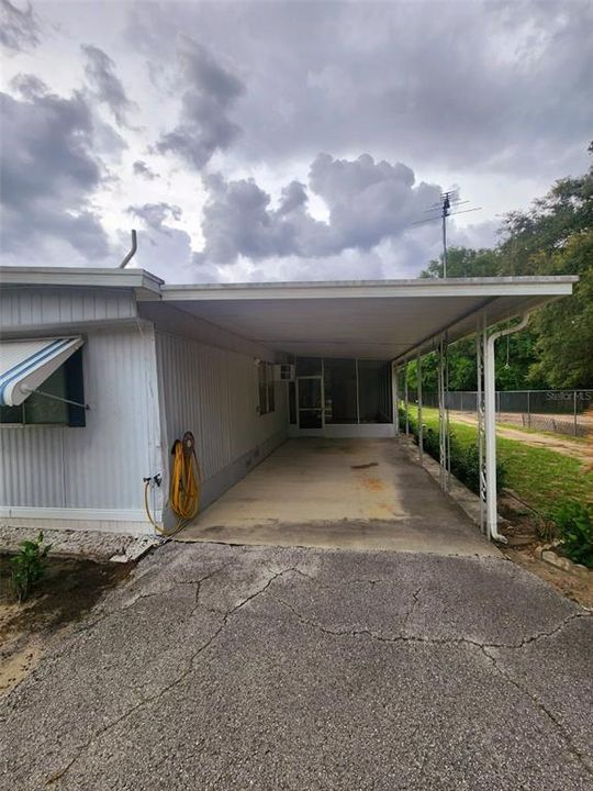 For Sale: $84,000 (2 beds, 1 baths, 672 Square Feet)