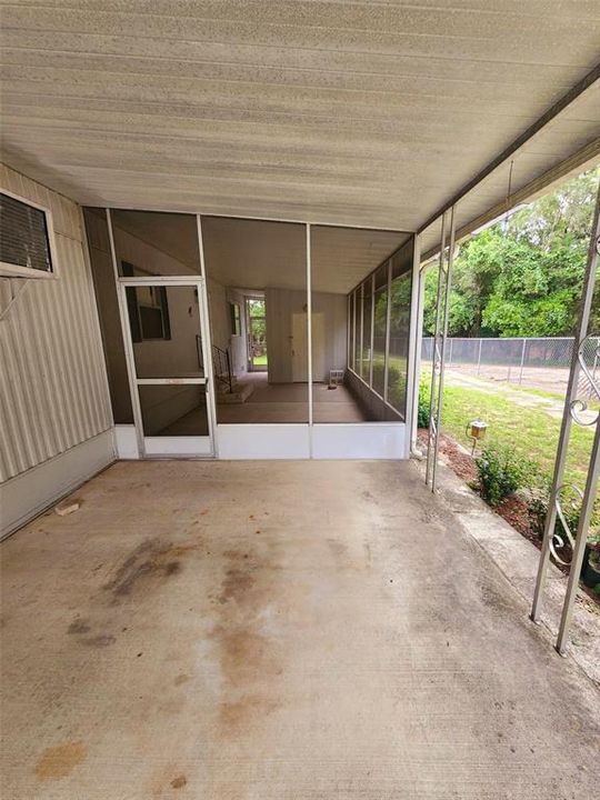 For Sale: $84,000 (2 beds, 1 baths, 672 Square Feet)