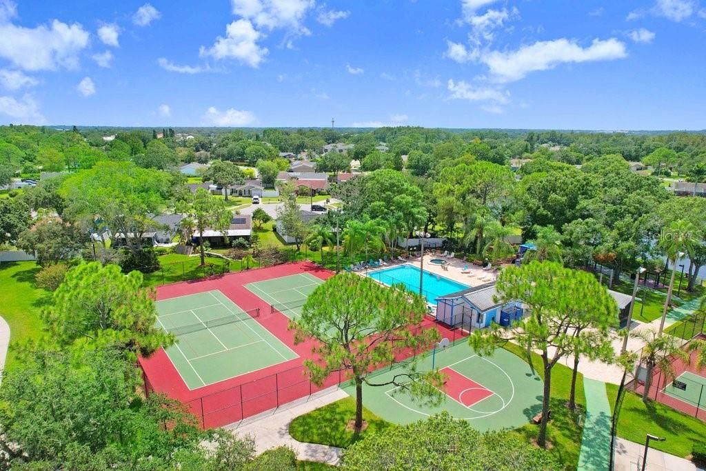 For Rent: $1,700 (2 beds, 2 baths, 915 Square Feet)