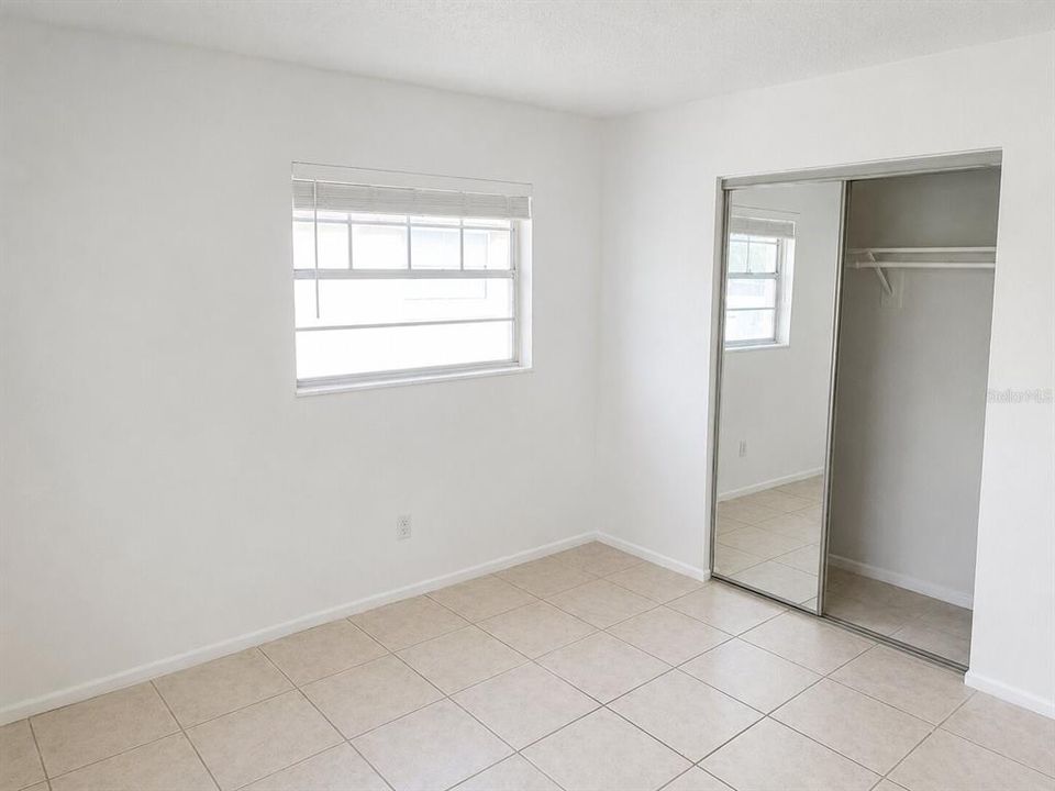 For Rent: $1,375 (2 beds, 2 baths, 900 Square Feet)