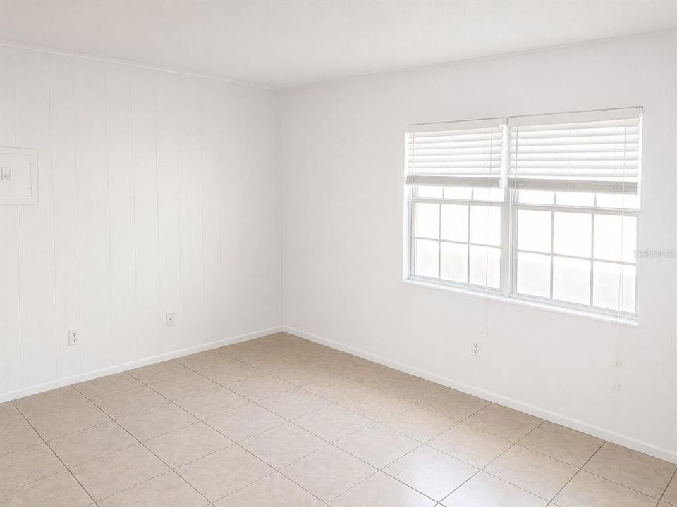 For Rent: $1,375 (2 beds, 2 baths, 900 Square Feet)