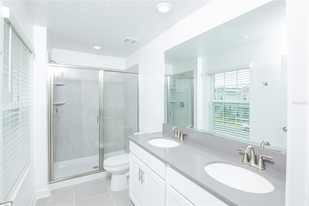 For Rent: $2,850 (3 beds, 2 baths, 1636 Square Feet)