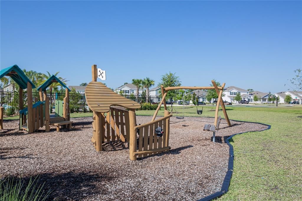 For Rent: $2,850 (3 beds, 2 baths, 1636 Square Feet)
