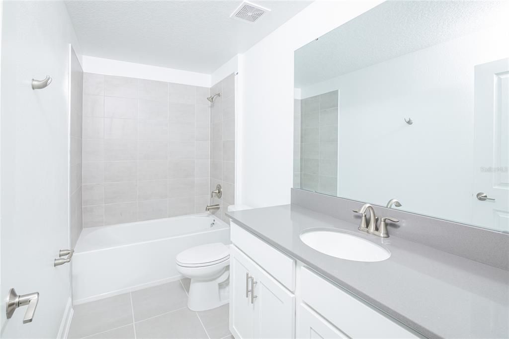 For Rent: $2,850 (3 beds, 2 baths, 1636 Square Feet)