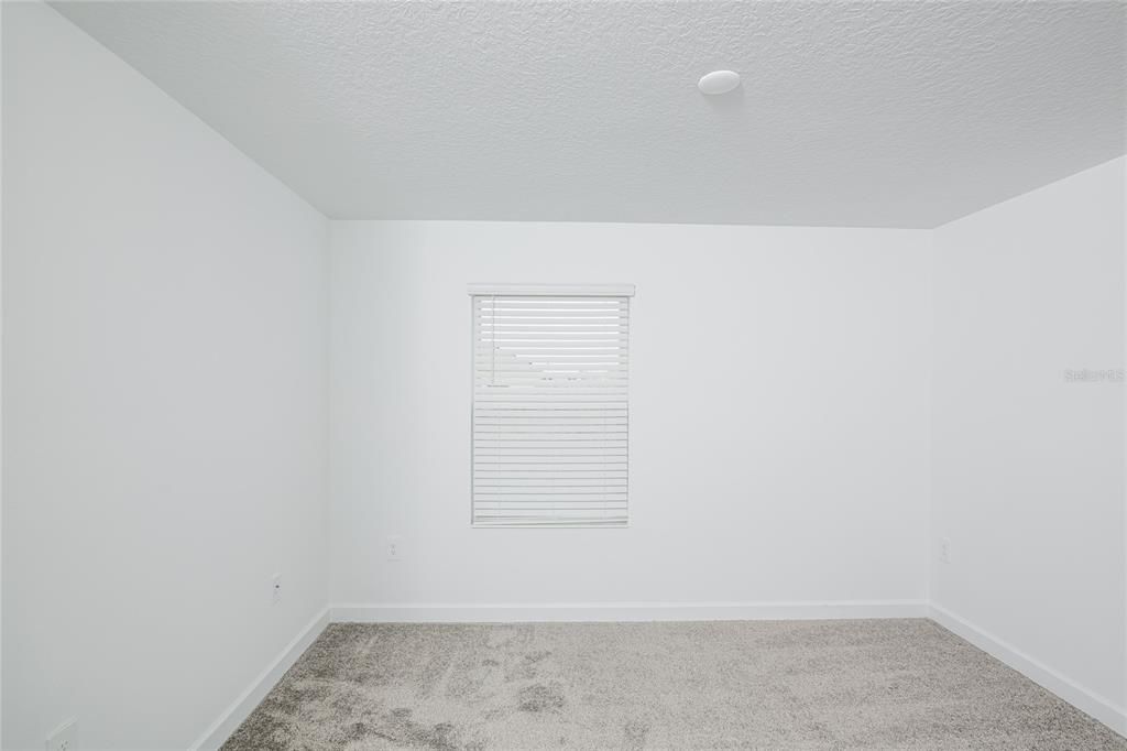 For Rent: $2,850 (3 beds, 2 baths, 1636 Square Feet)
