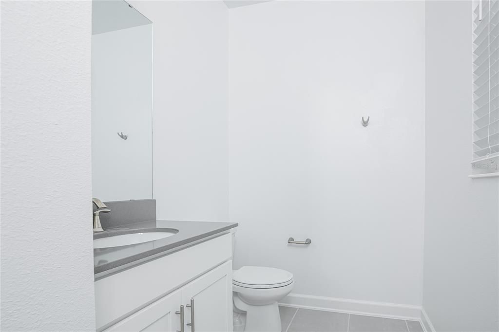 For Rent: $2,850 (3 beds, 2 baths, 1636 Square Feet)