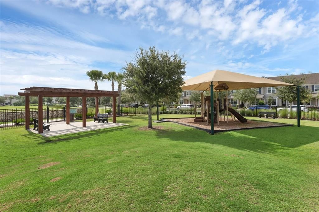 For Sale: $389,000 (3 beds, 2 baths, 1602 Square Feet)