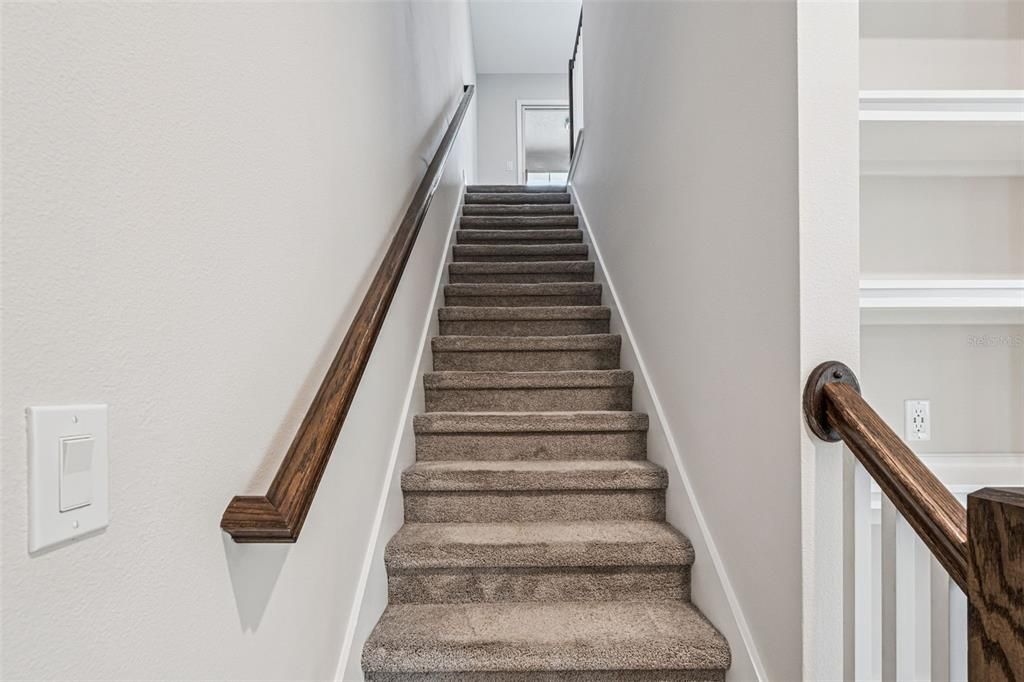 For Sale: $389,000 (3 beds, 2 baths, 1602 Square Feet)