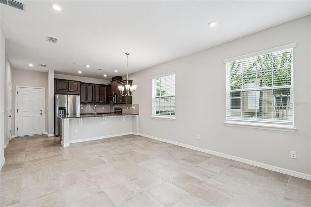 For Sale: $389,000 (3 beds, 2 baths, 1602 Square Feet)