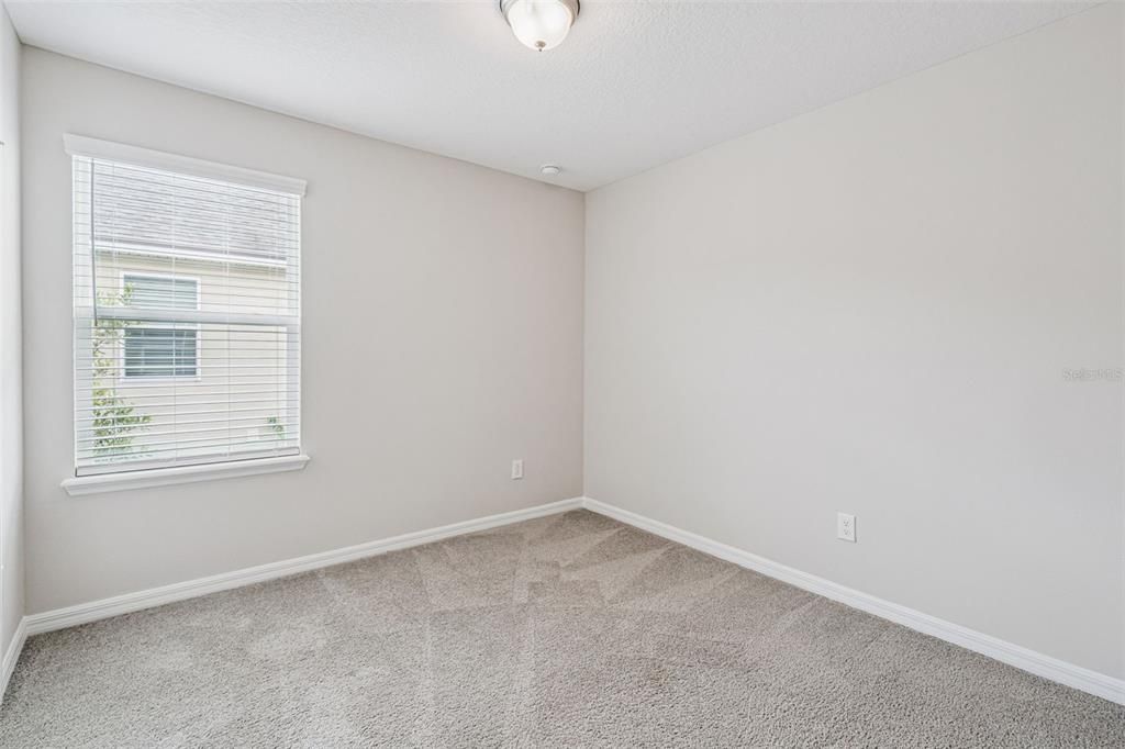 For Sale: $389,000 (3 beds, 2 baths, 1602 Square Feet)