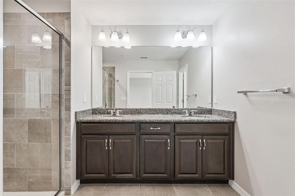 For Sale: $389,000 (3 beds, 2 baths, 1602 Square Feet)