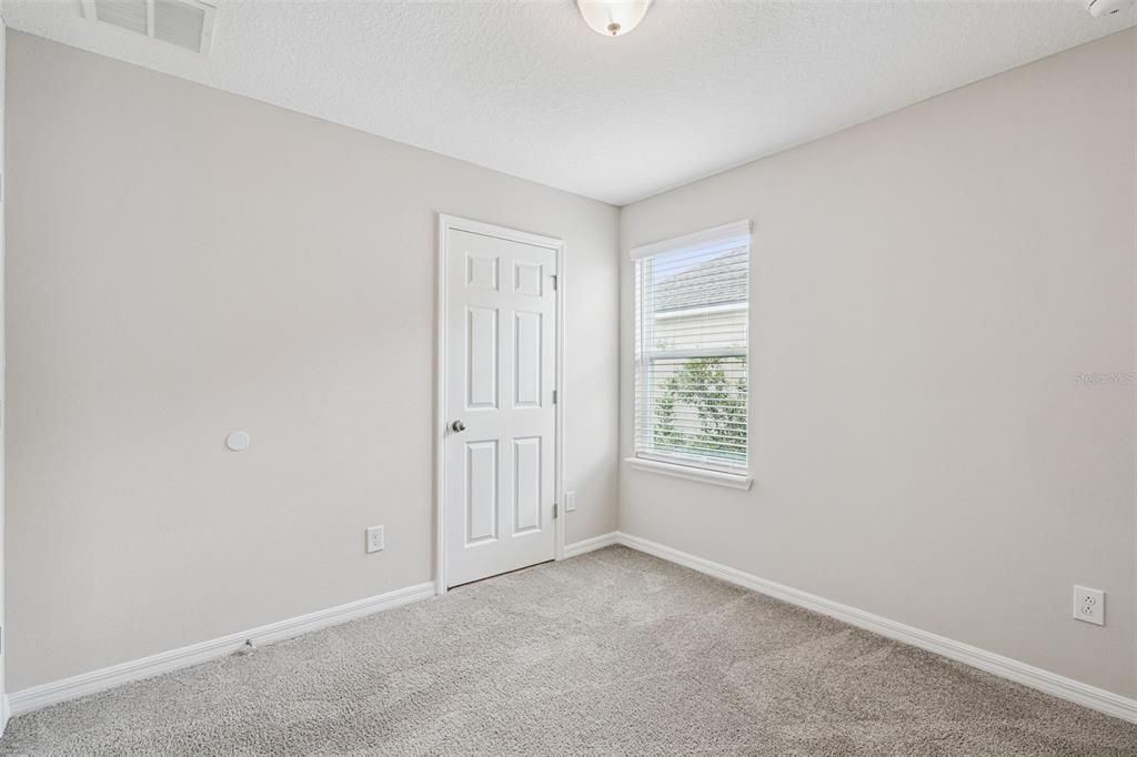 For Sale: $389,000 (3 beds, 2 baths, 1602 Square Feet)