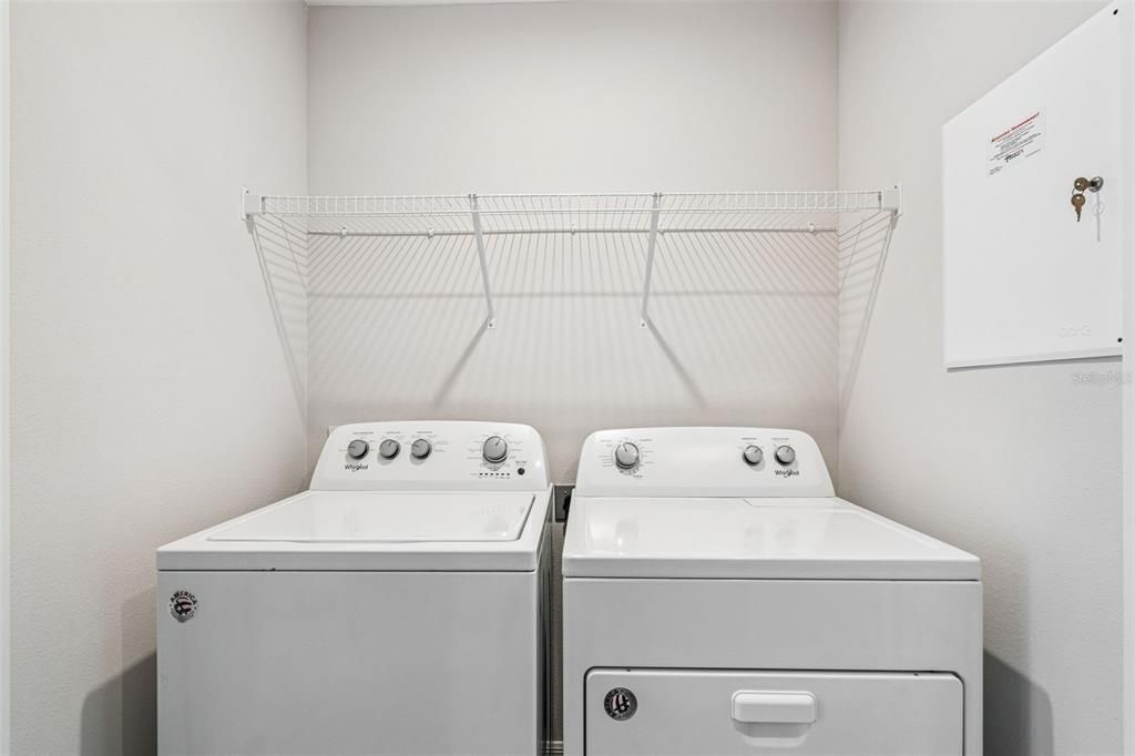 For Sale: $389,000 (3 beds, 2 baths, 1602 Square Feet)