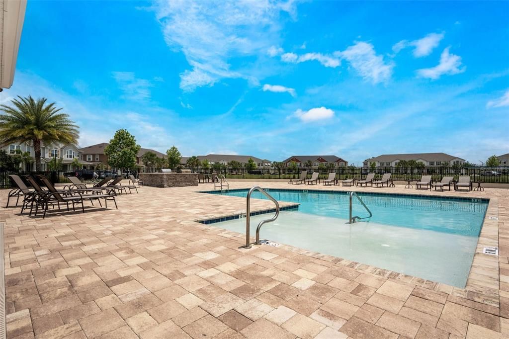 For Sale: $389,000 (3 beds, 2 baths, 1602 Square Feet)
