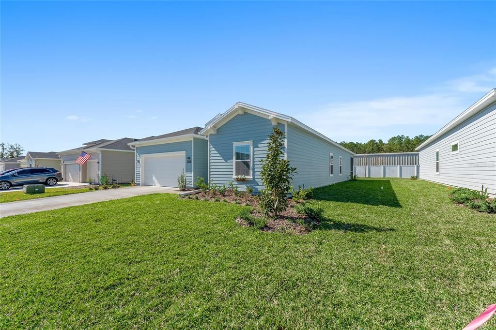 For Rent: $2,000 (3 beds, 3 baths, 2039 Square Feet)