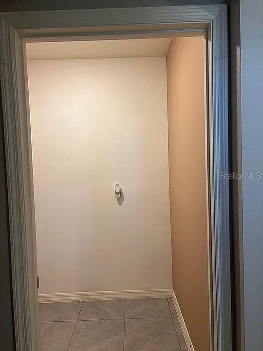 For Sale: $340,000 (4 beds, 2 baths, 1830 Square Feet)