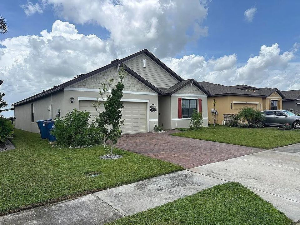 For Sale: $340,000 (4 beds, 2 baths, 1830 Square Feet)