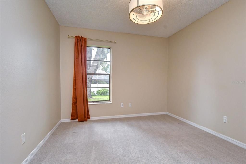 For Sale: $350,000 (3 beds, 2 baths, 1462 Square Feet)