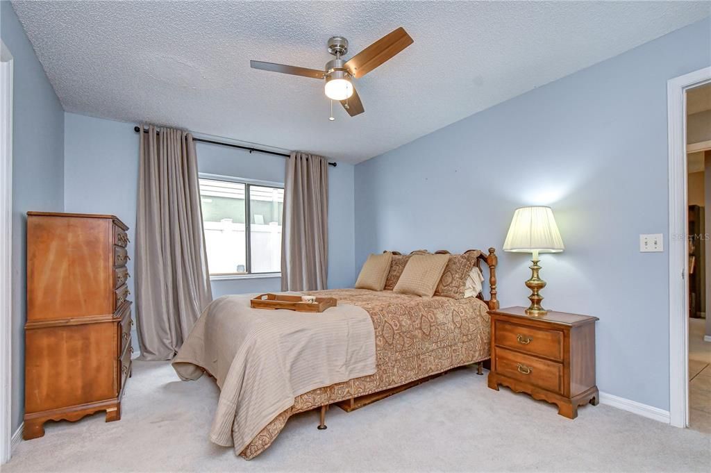 For Sale: $350,000 (3 beds, 2 baths, 1462 Square Feet)
