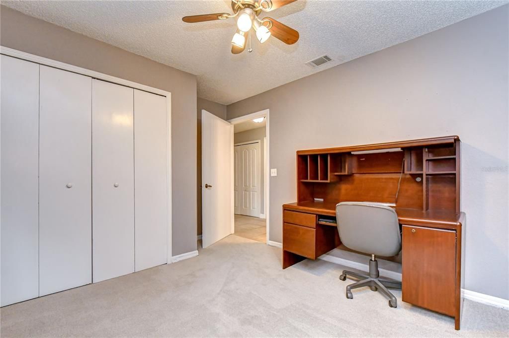 For Sale: $350,000 (3 beds, 2 baths, 1462 Square Feet)