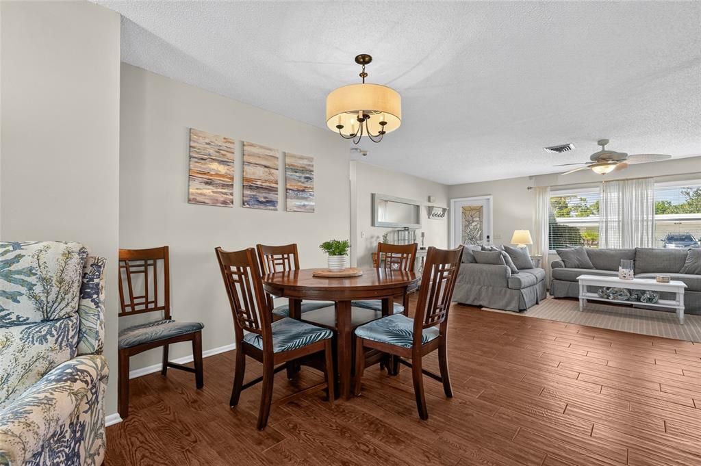 For Rent: $3,000 (3 beds, 2 baths, 1606 Square Feet)