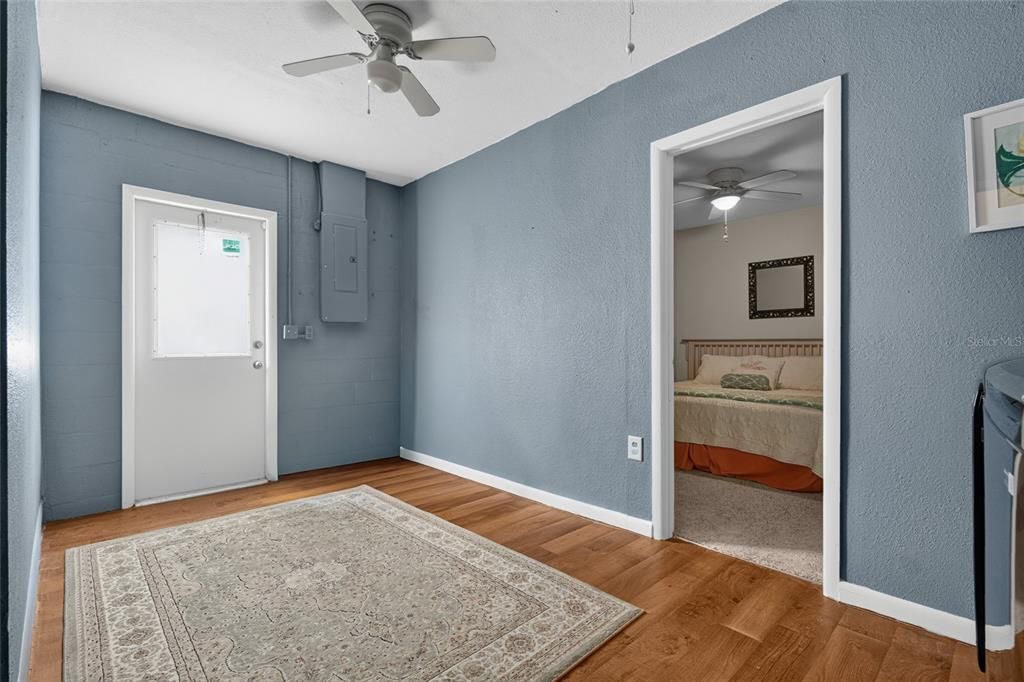 For Rent: $3,000 (3 beds, 2 baths, 1606 Square Feet)