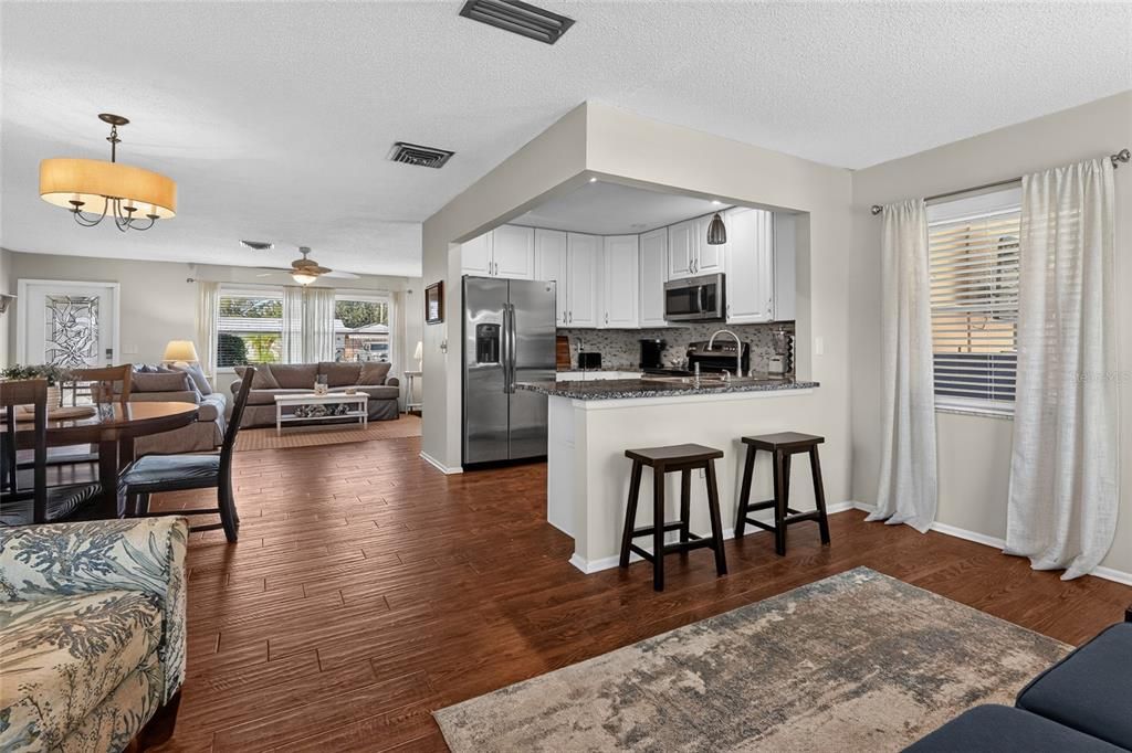 For Rent: $3,000 (3 beds, 2 baths, 1606 Square Feet)