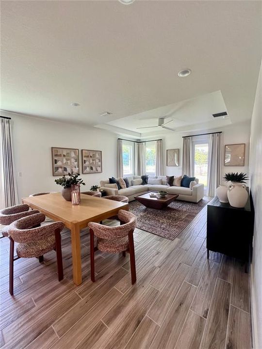 En Venta: $544,900 (3 camas, 2 baños, 1689 Pies cuadrados)