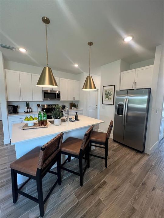 En Venta: $544,900 (3 camas, 2 baños, 1689 Pies cuadrados)