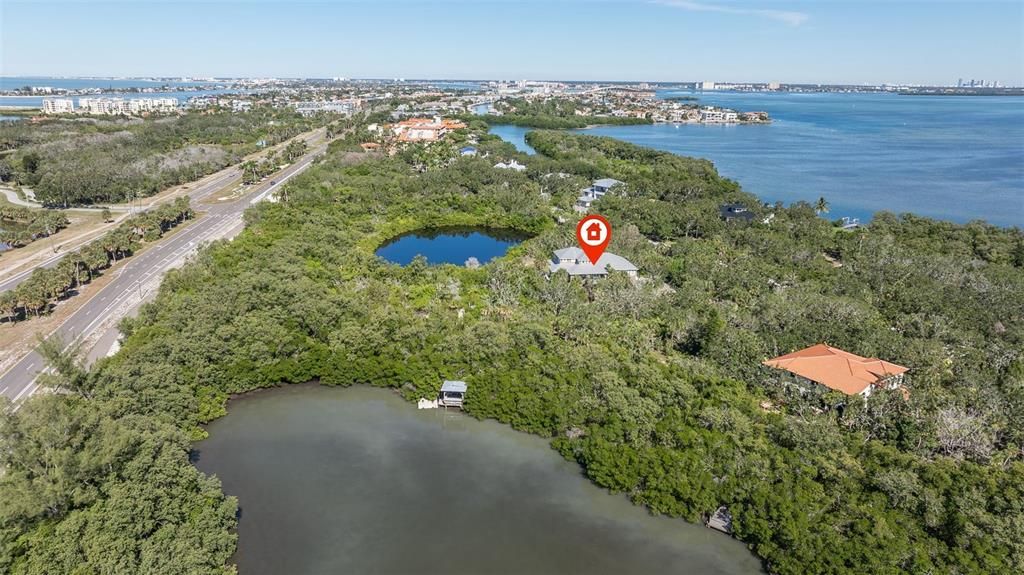 待售: $2,500,000 (4 贝兹, 4 浴室, 3791 平方英尺)