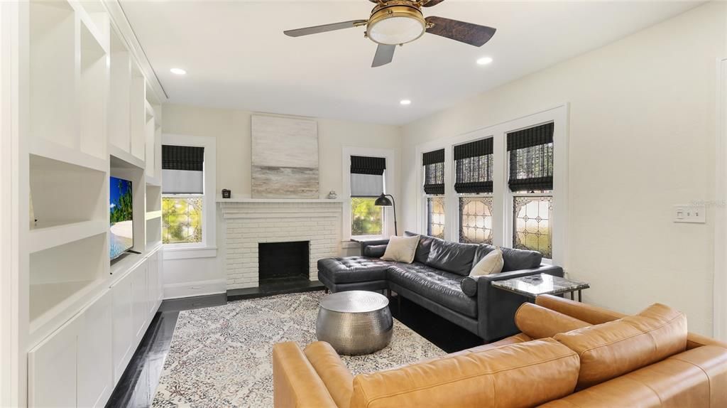 For Sale: $639,000 (3 beds, 2 baths, 1769 Square Feet)