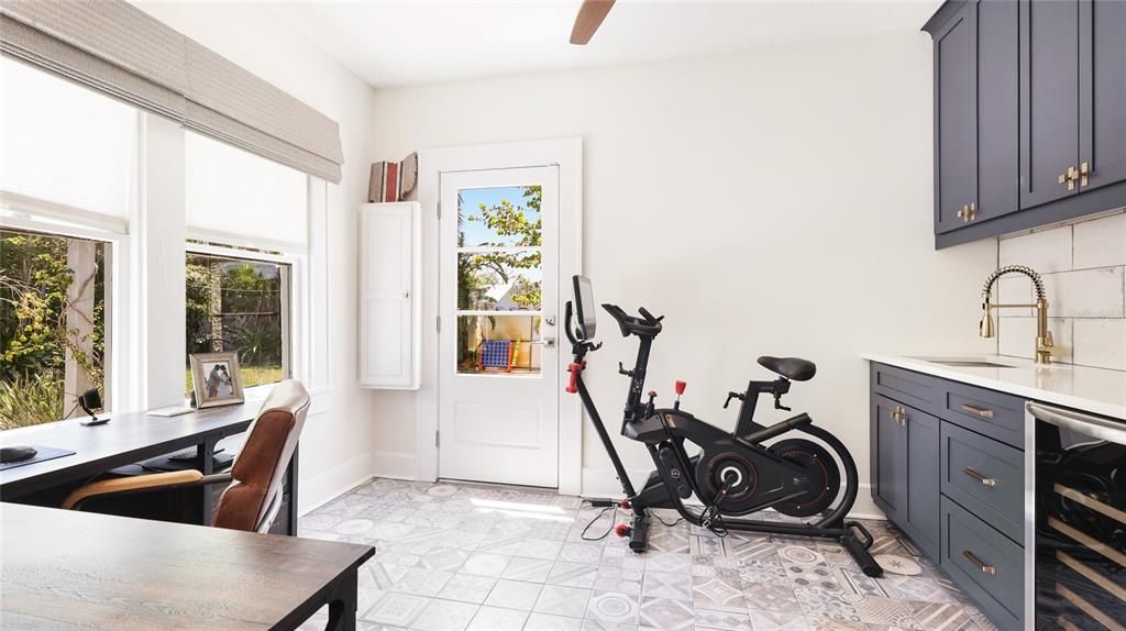 For Sale: $639,000 (3 beds, 2 baths, 1769 Square Feet)