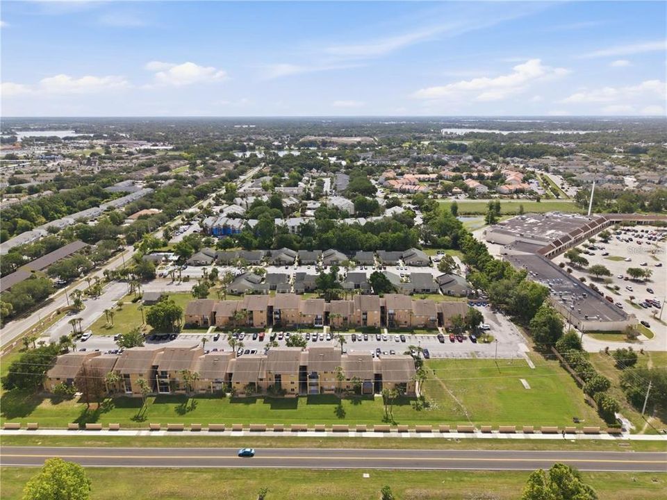For Sale: $100,000 (2 beds, 2 baths, 934 Square Feet)