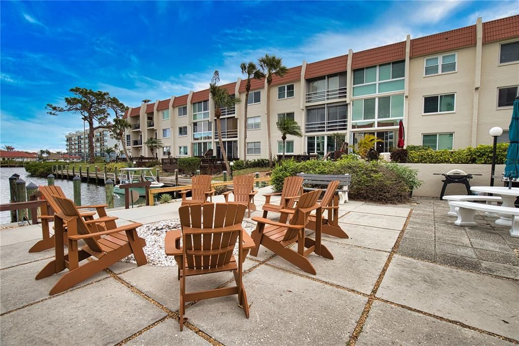 For Rent: $2,600 (2 beds, 2 baths, 1000 Square Feet)