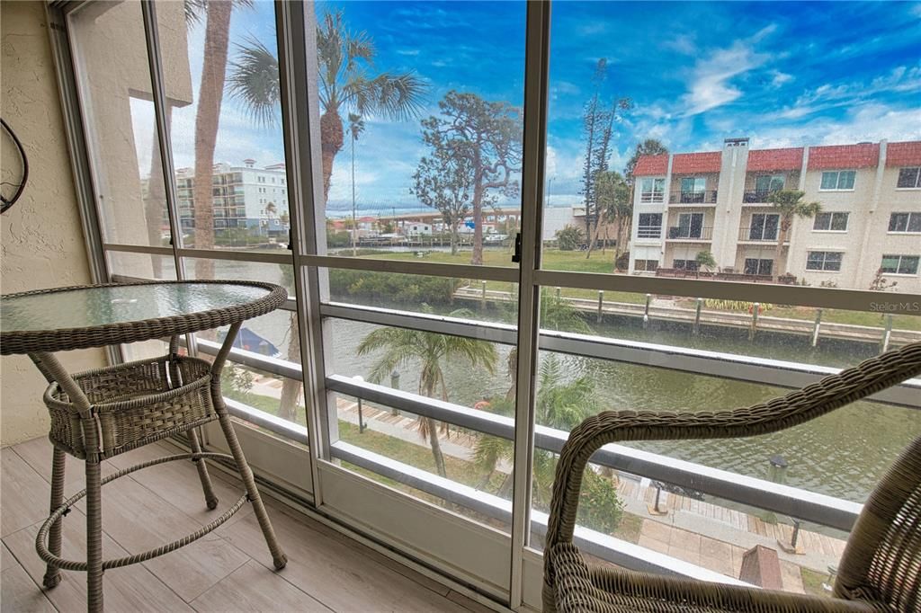For Rent: $2,600 (2 beds, 2 baths, 1000 Square Feet)