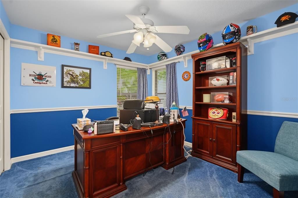 Activo con contrato: $675,000 (4 camas, 2 baños, 2321 Pies cuadrados)