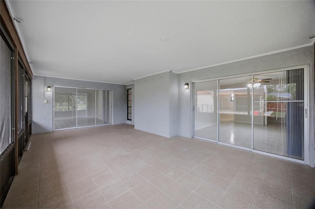 En Venta: $309,900 (3 camas, 2 baños, 1653 Pies cuadrados)