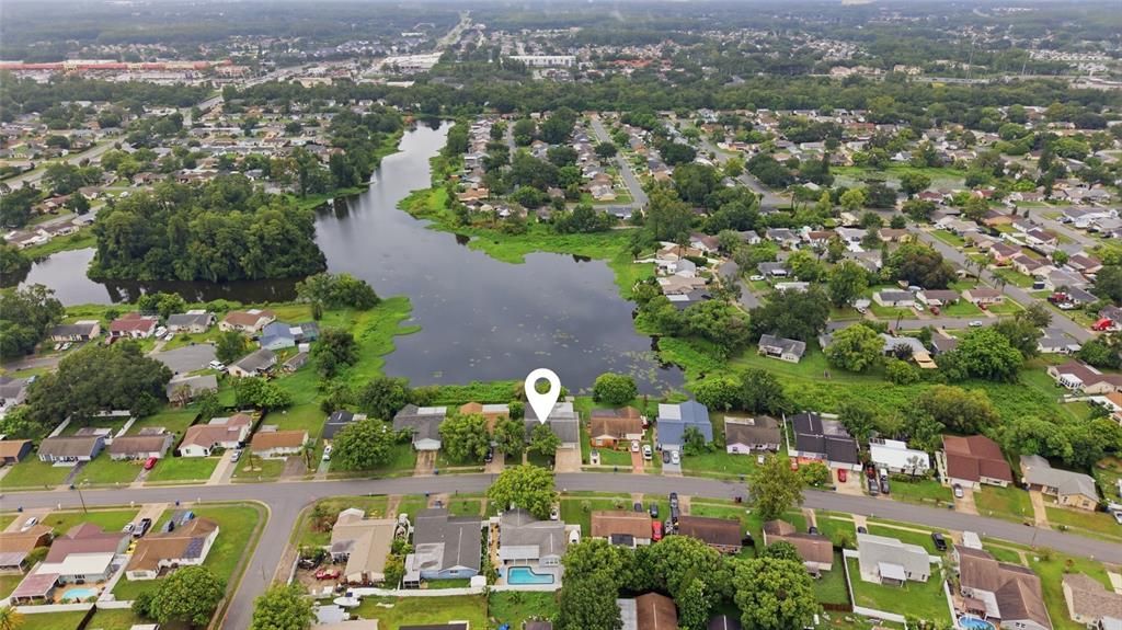 En Venta: $309,900 (3 camas, 2 baños, 1653 Pies cuadrados)